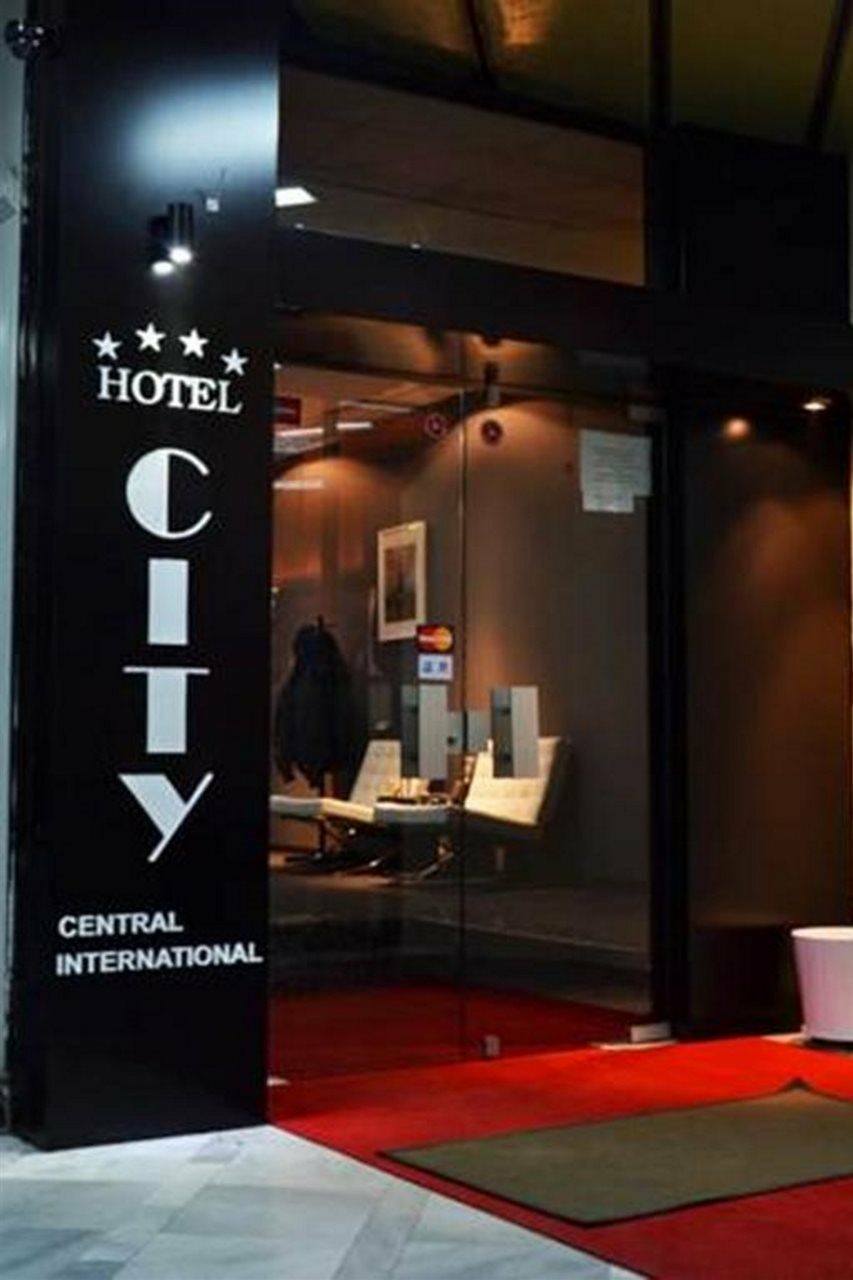 Guesthouse City Central International Скопье Экстерьер фото